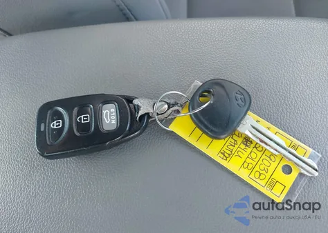 2018 Hyundai Elantra Sel из США, поврежденный, VIN 5NPD84LF7JH334144